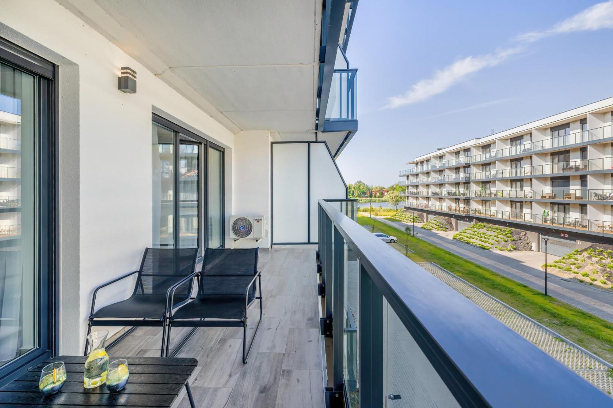 Exclusive Apartments Porta Mare Marina - Swimming Pool & Sauna By Renters Prestige Дзівнув Екстер'єр фото